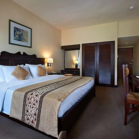 Berjaya Hotel Colombo Dehiwala-Mount Lavinia Zewnętrze zdjęcie