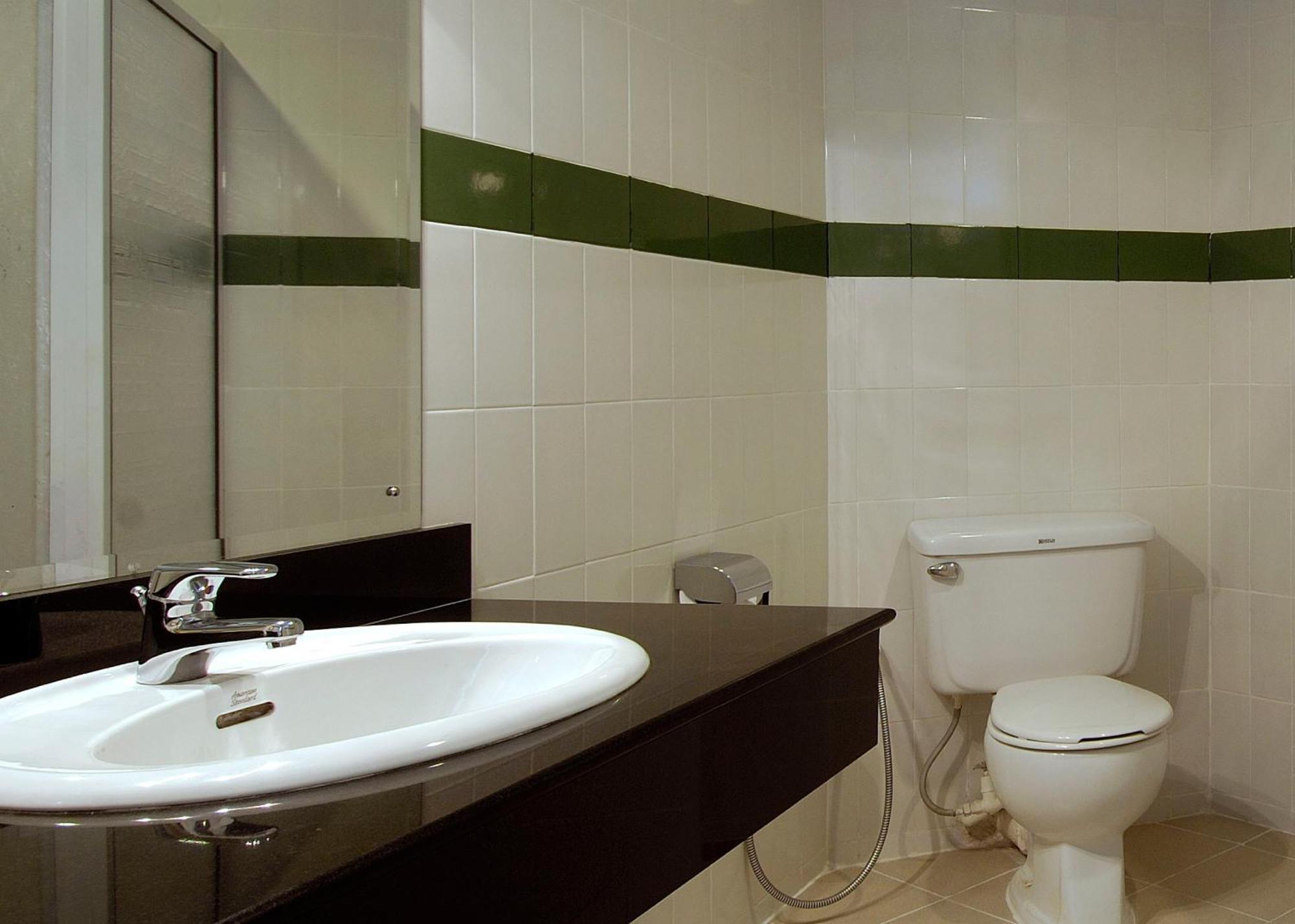 Berjaya Hotel Colombo Dehiwala-Mount Lavinia Zewnętrze zdjęcie