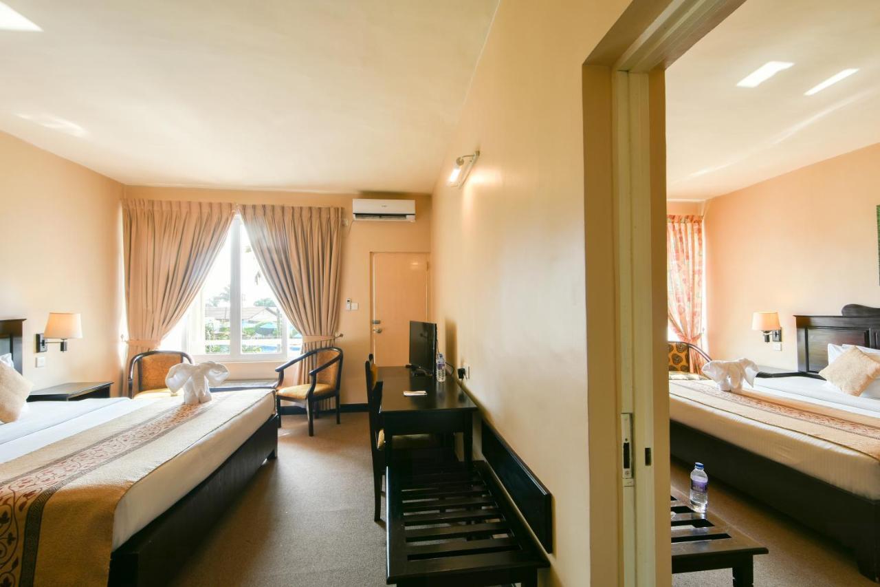Berjaya Hotel Colombo Dehiwala-Mount Lavinia Zewnętrze zdjęcie